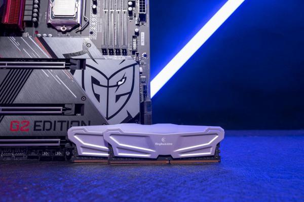 高頻記憶體是智商稅？好看好用不增加裝機預算，金百達電競記憶體實測