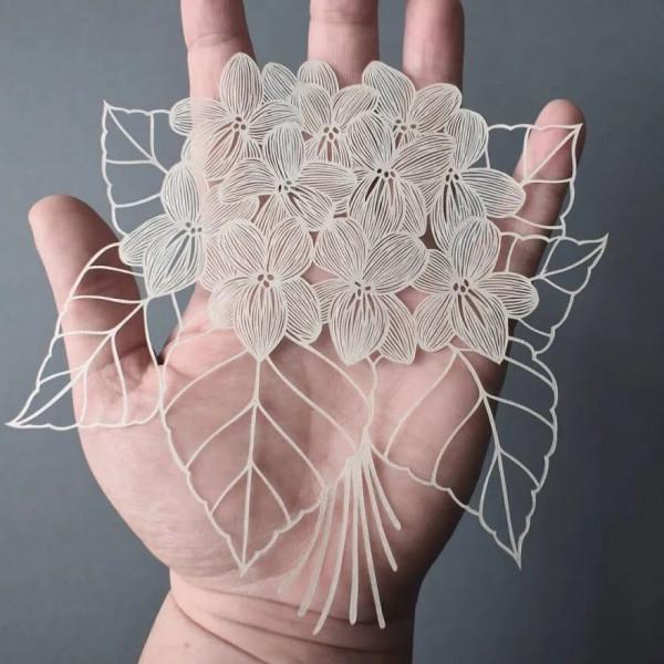 薄如蟬翼，精美絕倫，這樣的紙雕花卉比鮮花還受歡迎