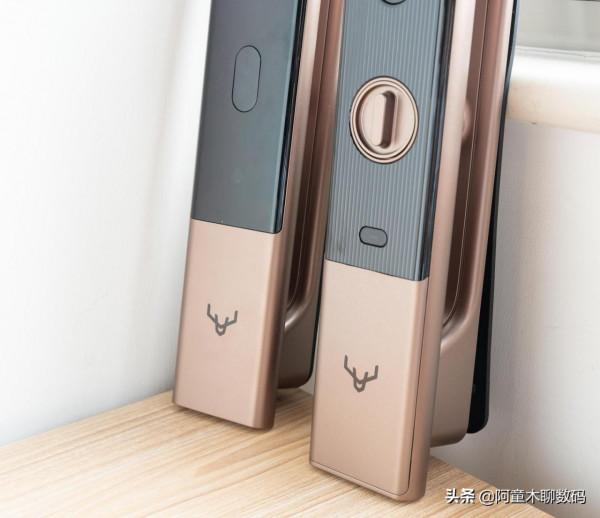 密碼鎖+可視貓眼+米家APP實時監控，黑科技堆滿，鹿客智慧鎖體驗