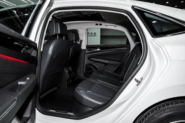 體驗帕薩特PHEV 混動豪華版，軸距2871mm，油耗1.4L，值得入手嗎？