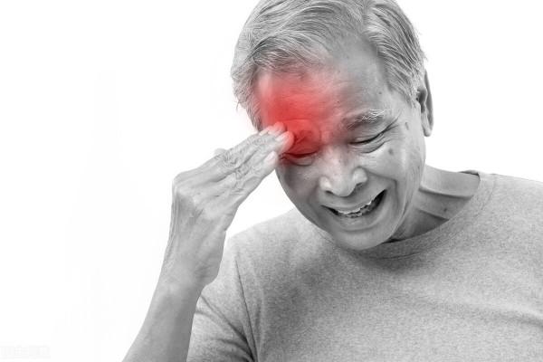 長期失眠無小事，可能會有這些影響，一定要重視