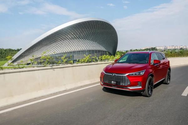 比亞迪唐EV:續航里程和動力一樣也不能少 比亞迪唐EV:續航里程和動力一樣也不能少