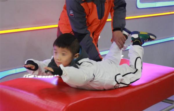 紅火開年！舞龍舞獅賀盛世櫻花鹿島迎新春 天頤湖畔&OpenCurlyDoubleQuote;地道年味&rdquo;仍在繼續