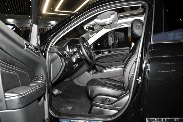 北京BJ90尊駕版車型，長5171毫米，配422馬力發動機，產品力討喜