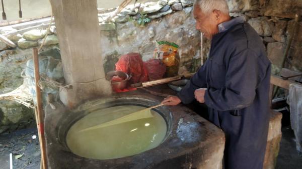 做一次豆腐能同時做出這6種食品，你吃過其中的幾種？