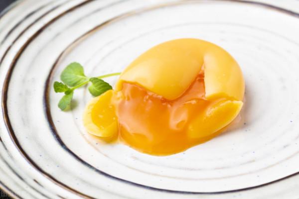 老年人如何預防,延緩白內障的發展? 老年人如何預防,延緩白內障的發展?