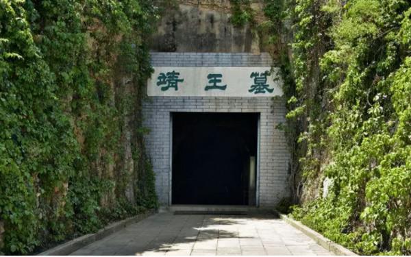 “開啟康王墳，山東不受貧”：傳說中的康王寶藏，真的價值連城？