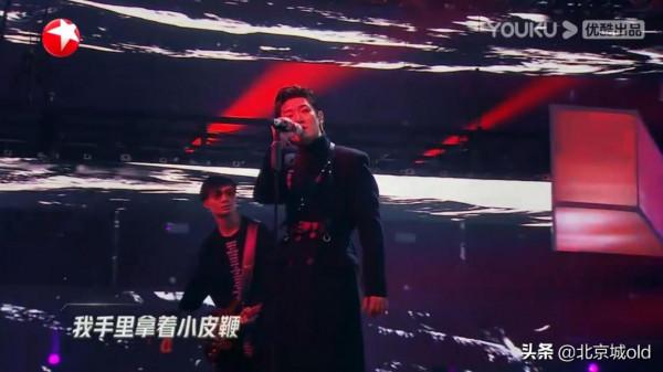 《追光吧》寶藏哥哥，低音炮歌手王晰，改編兒歌，搖滾範驚豔全場