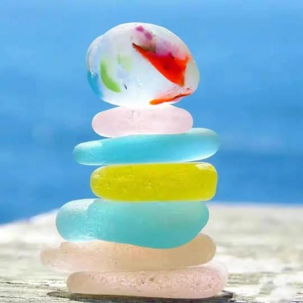 什麼是海玻璃？50幅玲瓏剔透•糖果色•海玻璃的由來