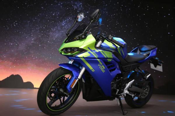 重慶摩博會上的這幾款仿賽,你更看好誰? 重慶摩博會上的這幾款仿賽,你更看好誰?