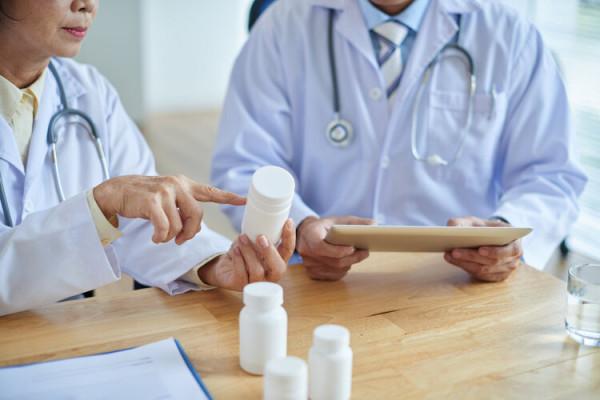 美國女子收入頗高,卻20年不買內衣褲,還把廁紙曬乾重複利用 美國女子收入頗高,卻20年不買內衣褲,還把廁紙曬乾重複利用