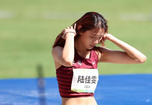 絕地一跳換來金牌！這位19歲上海姑娘代表中國跳高未來