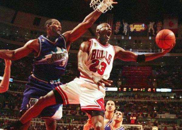 喬丹三千萬年薪時，公牛和對手的薪資總額相差懸殊嗎？