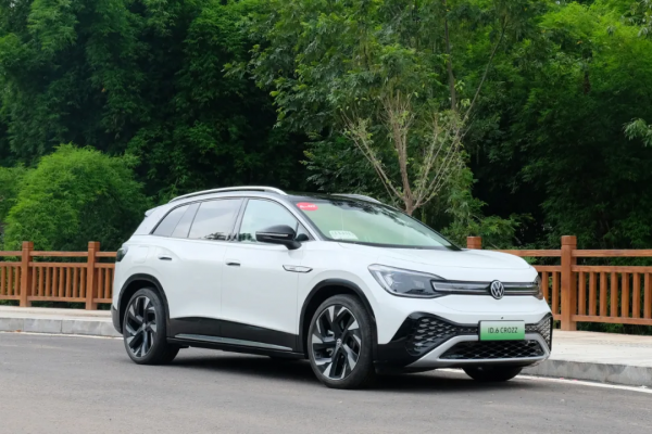 在欣欣向榮的新能源市場，合資品牌為何干不過自主品牌？