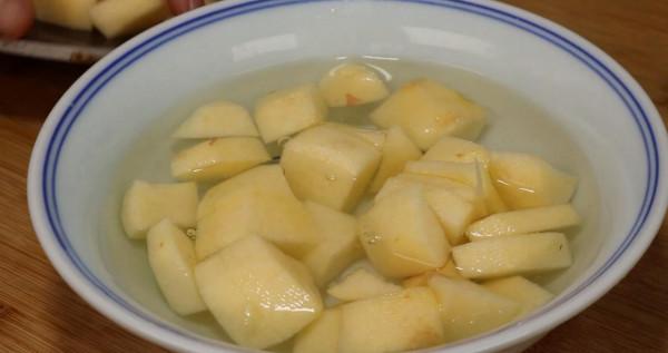 教你蘋果和紅棗這樣搭配,早晚來一碗,氣色越來越紅潤,真實用 教你蘋果和紅棗這樣搭配,早晚來一碗,氣色越來越紅潤,真實用