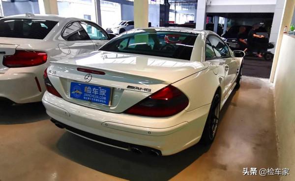 外商自帶,全國僅此一臺的賓士跑車開價離譜,半年賣不掉能怨誰? 外商自帶,全國僅此一臺的賓士跑車開價離譜,半年賣不掉能怨誰?