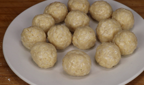 剩米飯加2個雞蛋，不做蛋炒飯，出鍋分分鐘光碟，實在太香了