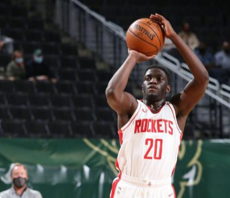 火箭棄將終於找到工作,上賽季場均16分5助,休城真不該裁掉他 火箭棄將終於找到工作,上賽季場均16分5助,休城真不該裁掉他