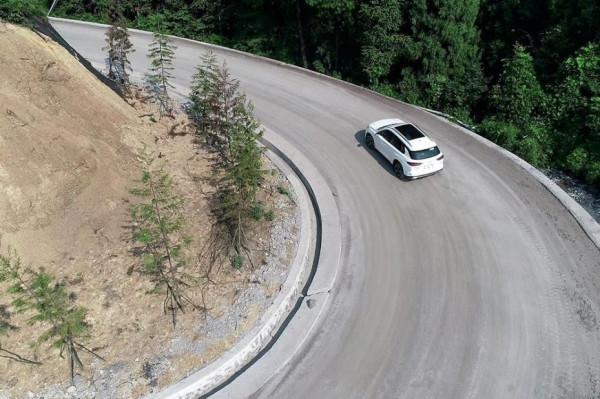 試駕傳祺GS4 PLUS:調校功力比較足 同級2.0T有優勢 試駕傳祺GS4 PLUS:調校功力比較足 同級2.0T有優勢