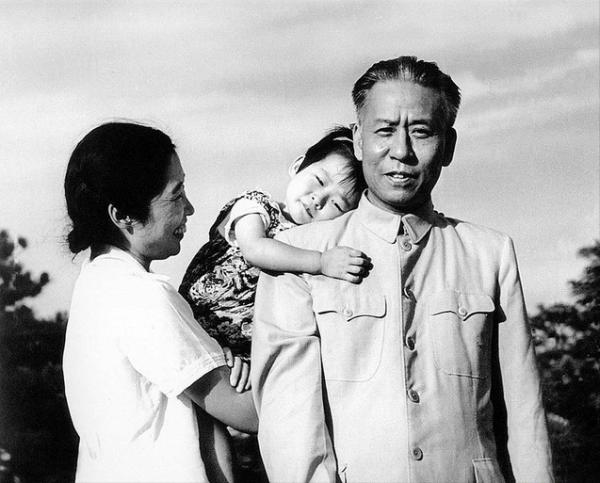 劉平平:劉少奇第三女,留學美國獲得博士學位,昏迷12年後去世 劉平平:劉少奇第三女,留學美國獲得博士學位,昏迷12年後去世