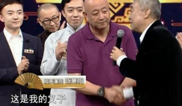 “相聲大師”陳寒柏“墜落史”，他的故事遠比你想得更精彩