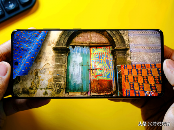 千元機和旗艦手機，到底有什麼區別？買旗艦機就是交智商稅？