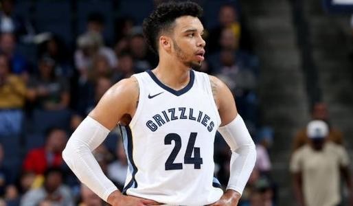 團隊籃球+引援成功+天賦扎堆，細數本賽季五支“鹹魚翻身”球隊