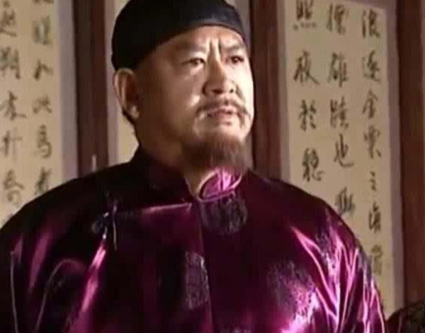 王輔臣既然跟著吳三桂反清為何後來卻投降了？投降後為何又自盡？