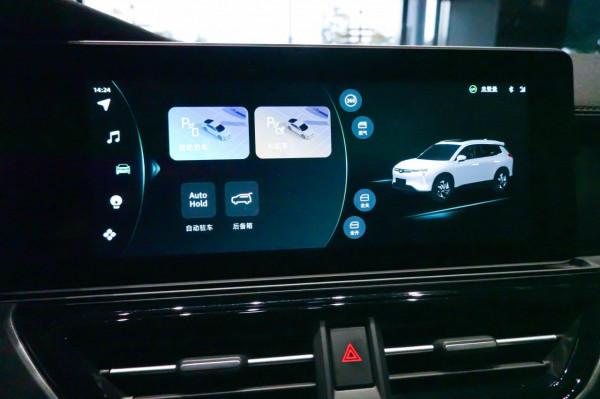 配備雙12.3英寸大屏,還配有無人駕駛系統!靜態解析威馬W6 配備雙12.3英寸大屏,還配有無人駕駛系統!靜態解析威馬W6