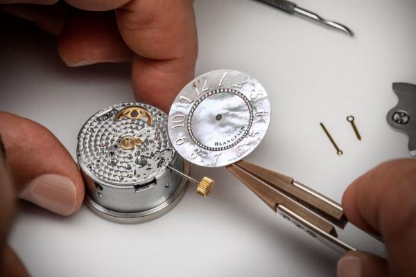 寶珀Blancpain煥新推出Ladybird女裝系列鑽石舞會炫彩腕錶