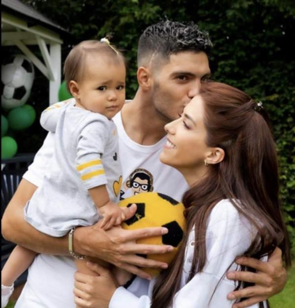 “狼王”一分鐘內兩黃下場被噴腦子短路,女友回憶希門尼斯去年頭部重傷慘烈一刻 “狼王”一分鐘內兩黃下場被噴腦子短路,女友回憶希門尼斯去年頭部重傷慘烈一刻