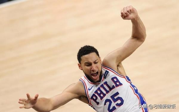 恭喜,利拉德!開拓者4換1交易報價出爐,23+3後衛或與西蒙斯互換 恭喜,利拉德!開拓者4換1交易報價出爐,23+3後衛或與西蒙斯互換