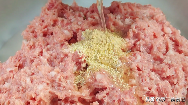 肉丸子這樣做太香了,教你飯店做法,湯汁鮮美,營養不油膩 肉丸子這樣做太香了,教你飯店做法,湯汁鮮美,營養不油膩