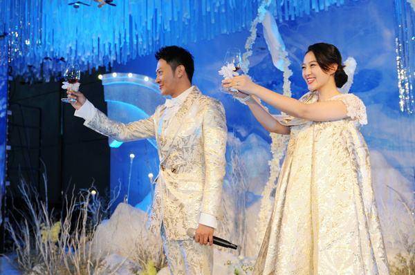 這6位明星,有的被騙錢有的被騙婚,一個比一個慘 這6位明星,有的被騙錢有的被騙婚,一個比一個慘