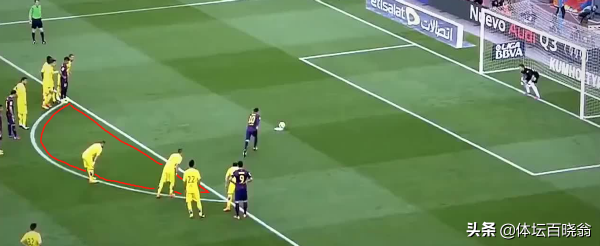 足球場禁區線上的圓弧是做什麼的?只是為美觀?其實有大用處 足球場禁區線上的圓弧是做什麼的?只是為美觀?其實有大用處