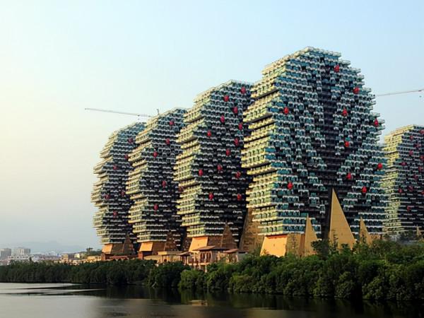 海南奇葩酒店大樓,建築就像棵大樹,極具吸引力,令人不可忽視 海南奇葩酒店大樓,建築就像棵大樹,極具吸引力,令人不可忽視