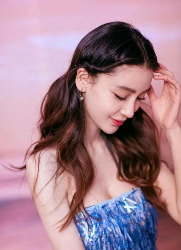 只有你是天藍色：楊穎