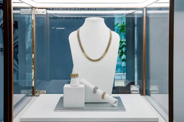 MARNI節日玻璃杯極具文藝氣質,EMPHASIS艾斐詩新作融合工業風丨是日美好事物 MARNI節日玻璃杯極具文藝氣質,EMPHASIS艾斐詩新作融合工業風丨是日美好事物