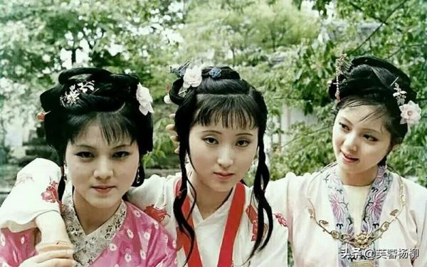 87《紅樓夢》歐陽奮強說，她太漂亮，自己都不敢正視，只能偷偷看