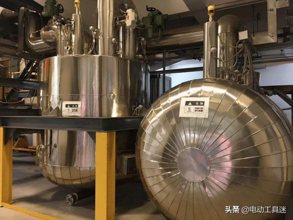 中國新能源再次領先,世界首個釷反應堆將發電,為何美國放棄了? 中國新能源再次領先,世界首個釷反應堆將發電,為何美國放棄了?