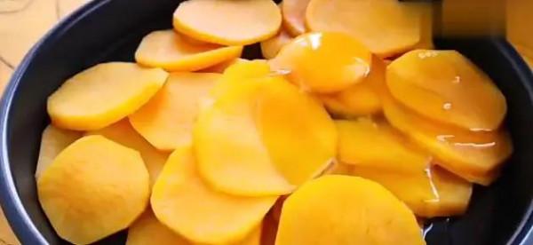 油條新做法，發麵不揉麵，雙手一按，簡單酥脆，保證一次成功