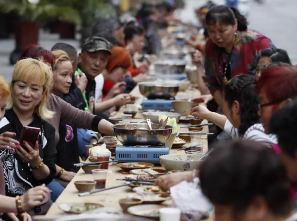 為何去苗寨旅遊，儘量別喝苗族姑娘的酒？當地導遊說出了實情