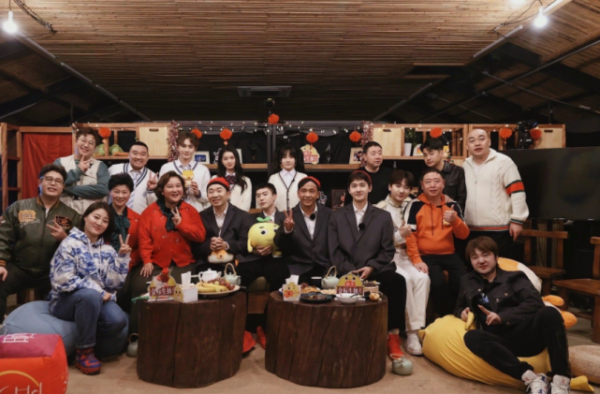 4省電視臺被約談後，多檔綜藝中途播出受阻，賈玲楊迪等或遭牽連