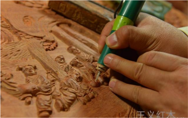 大紅酸枝沙發在型、材、藝、韻都是一套優秀的收藏實用客廳傢俱