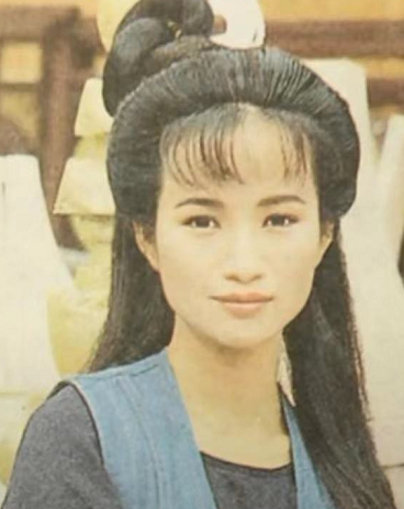 “鬼腳七”熊欣欣：一個月掙10年薪資，娶小3歲嬌妻，還進好萊塢