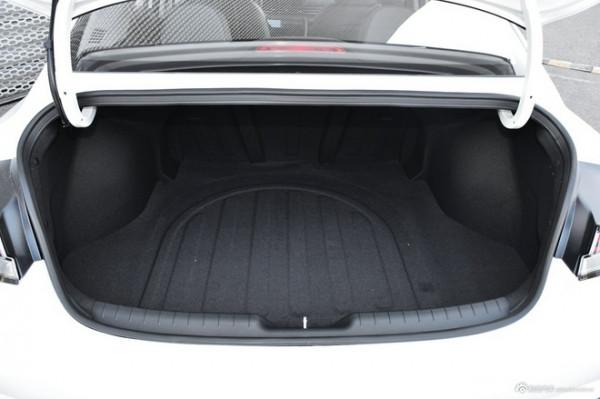 主打價效比 15萬左右的緊湊級轎車推薦