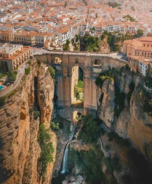 作家眼中的西班牙