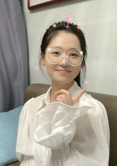 如果我們能夠在一起，我會告訴你一個新疆兵團好女孩兒的大學故事