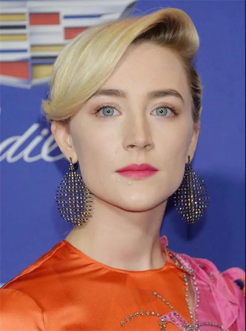 真人對比：妝容好看的的訣竅，一定不能脫離主色調