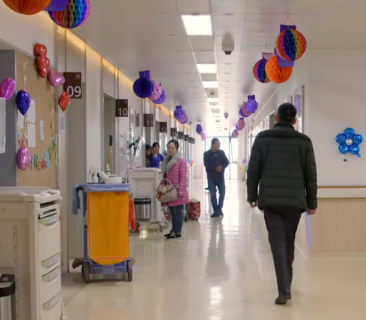 江蘇14歲女孩患骨癌，寧願“安樂死”也不截肢，媽媽含淚做下決定